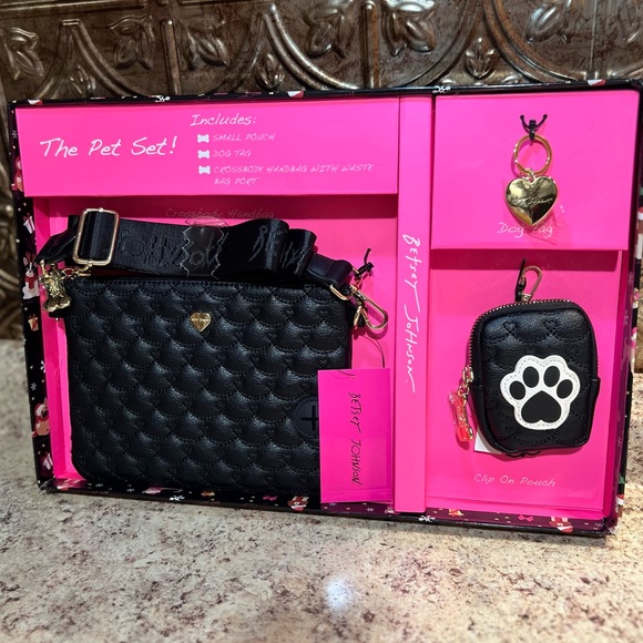 Betsey Johnson “The Pet Set” New in Box w/ tag - Picture 1 of 12
